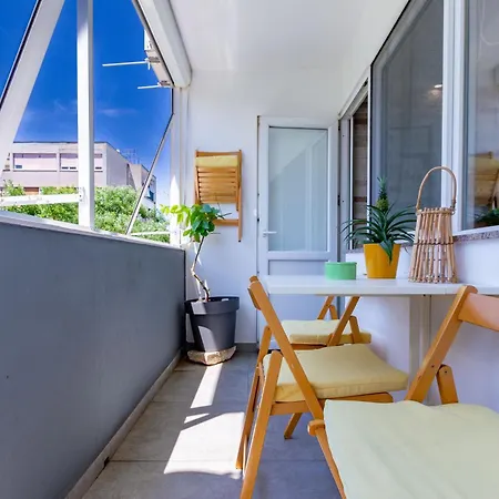 Artsea Apartamento *